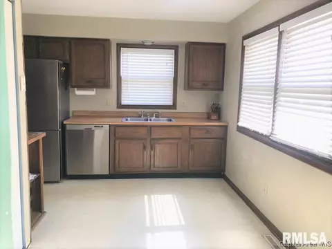 1905 Claremont Dr, Springfield, IL 62703 photo 17