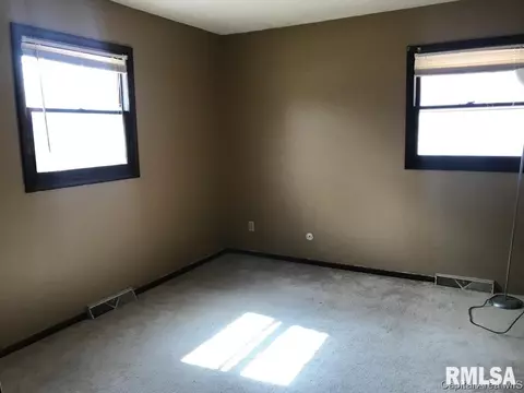1905 Claremont Dr, Springfield, IL 62703 photo 25