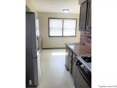 1905 Claremont Dr, Springfield, IL 62703 photo 18