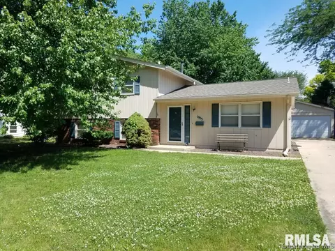 1905 Claremont Dr, Springfield, IL 62703 photo 1