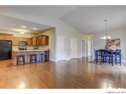 4838 Leah Dr, Springfield, IL 62711 photo 6