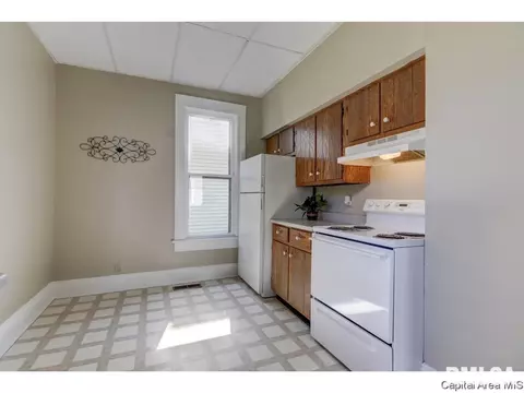 334 S Macarthur Blvd, Springfield, IL 62704 photo 10