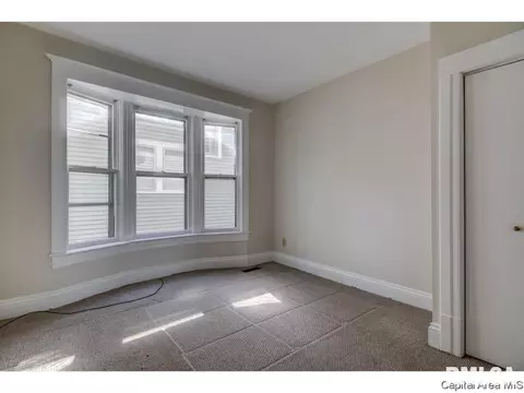 334 S Macarthur Blvd, Springfield, IL 62704 photo 13