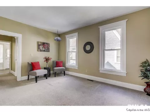 334 S Macarthur Blvd, Springfield, IL 62704 photo 6