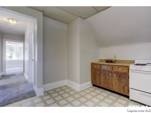 334 S Macarthur Blvd, Springfield, IL 62704 photo 24
