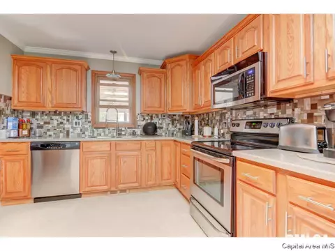 2829 Crown Pt, Springfield, IL 62704 photo 10