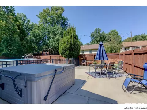 2829 Crown Pt, Springfield, IL 62704 photo 32