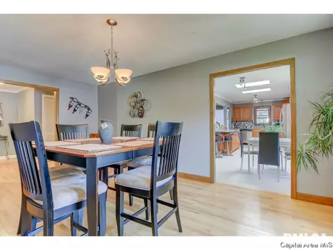 2829 Crown Pt, Springfield, IL 62704 photo 6
