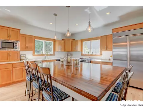 1804 Tremont Dr, Springfield, IL 62711 photo 9