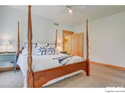 1804 Tremont Dr, Springfield, IL 62711 photo 25