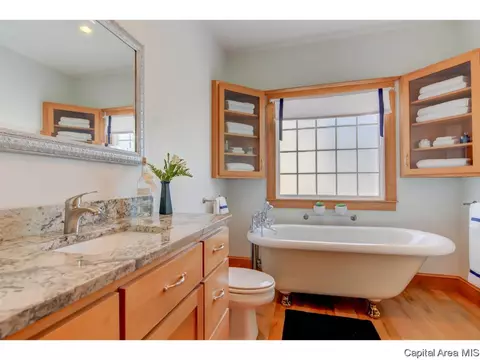 1804 Tremont Dr, Springfield, IL 62711 photo 8