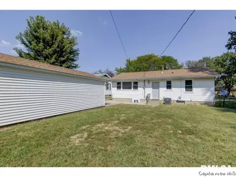 2700 Queensway Rd, Springfield, IL 62703 photo 8
