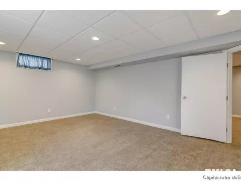 2700 Queensway Rd, Springfield, IL 62703 photo 27