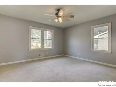 2700 Queensway Rd, Springfield, IL 62703 photo 18