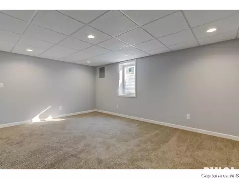 2700 Queensway Rd, Springfield, IL 62703 photo 30