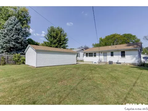 2700 Queensway Rd, Springfield, IL 62703 photo 7