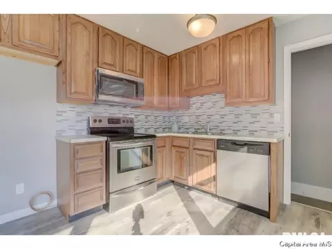 2700 Queensway Rd, Springfield, IL 62703 photo 15