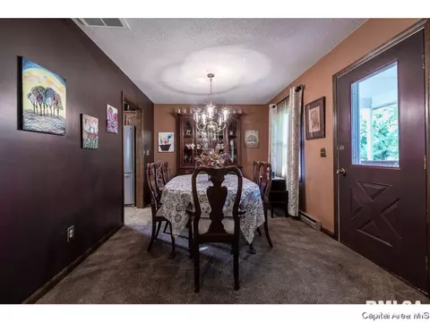 1909 Waterford Dr, Springfield, IL 62703 photo 7