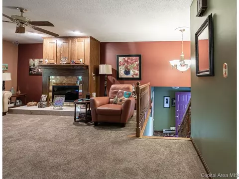 1909 Waterford Dr, Springfield, IL 62703 photo 3