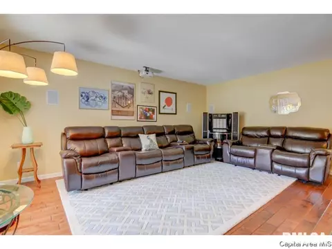 3013 Cameron, Springfield, IL 62704 photo 6
