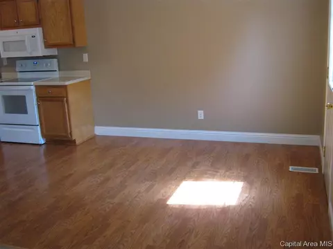 2600 Steiler Pl, Springfield, IL 62703 photo 8
