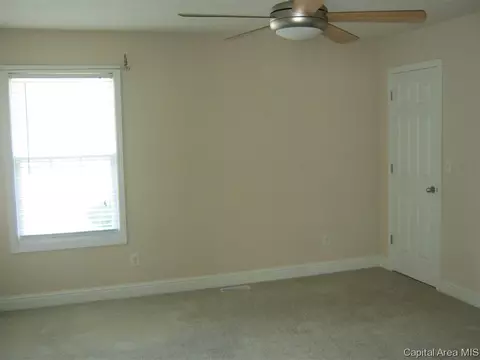 2600 Steiler Pl, Springfield, IL 62703 photo 9
