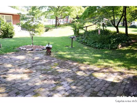 1342 N Ledlie Ave, Springfield, IL 62702 photo 22