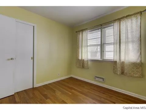 2101 N 22nd St, Springfield, IL 62702 photo 12