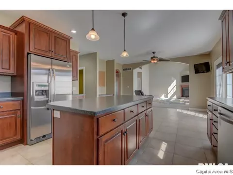 1908 Providence Ln, Springfield, IL 62711 photo 8