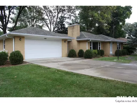 2149 Greenbriar Rd, Springfield, IL 62704 photo 2