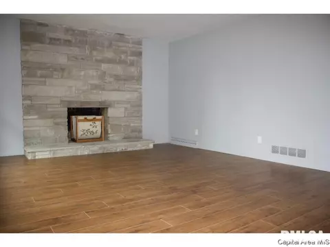 2149 Greenbriar Rd, Springfield, IL 62704 photo 6