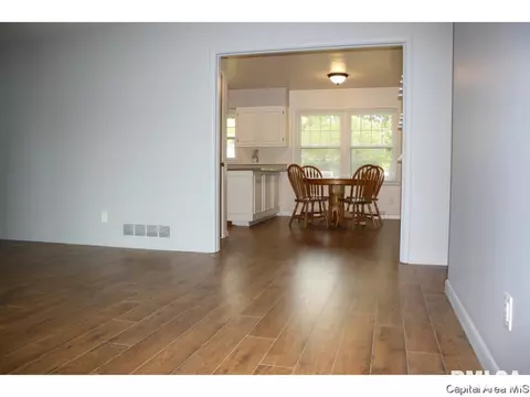 2149 Greenbriar Rd, Springfield, IL 62704 photo 7