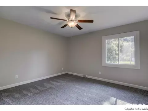 2721 Arrowhead Dr, Springfield, IL 62702 photo 19