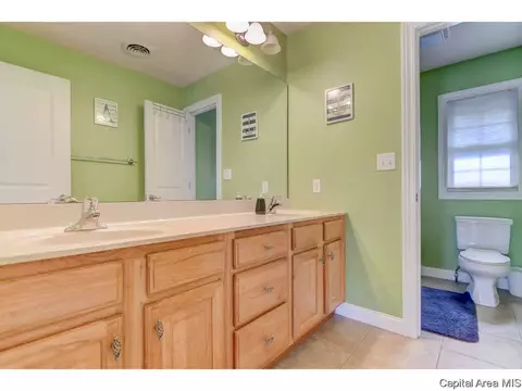 2716 Newcastle, Springfield, IL 62711 photo 27