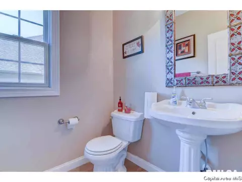2716 Newcastle, Springfield, IL 62711 photo 25
