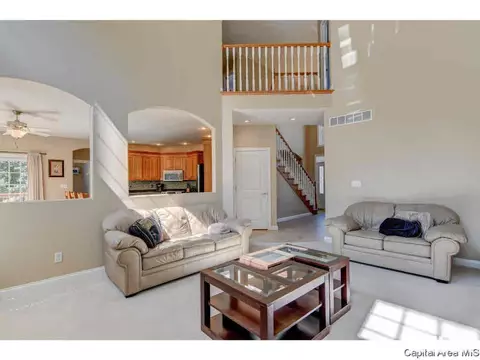 2716 Newcastle, Springfield, IL 62711 photo 5