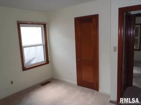 3018 S 3rd St, Springfield, IL 62703 photo 7
