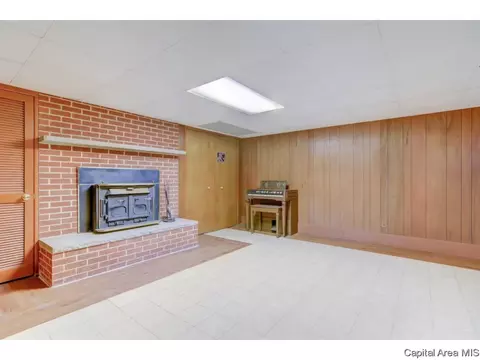 1608 W Enos, Springfield, IL 62702 photo 19