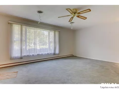 1608 W Enos, Springfield, IL 62702 photo 3