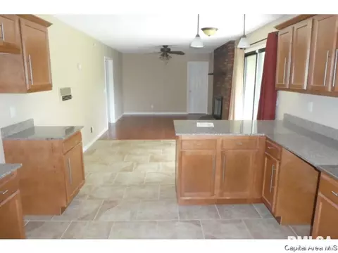 4100 Pickfair Rd, Springfield, IL 62703 photo 4