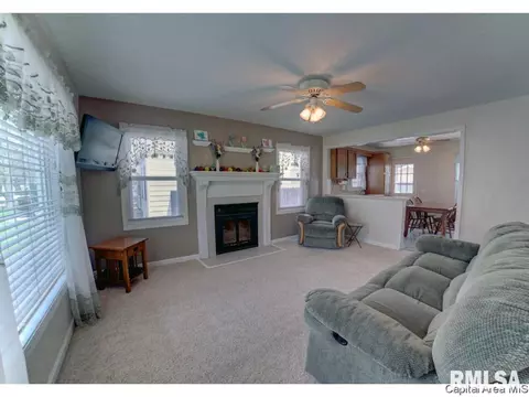 3024 S Lincoln, Springfield, IL 62704 photo 3