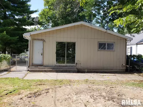 920 N Stephens Ave, Springfield, IL 62702 photo 3