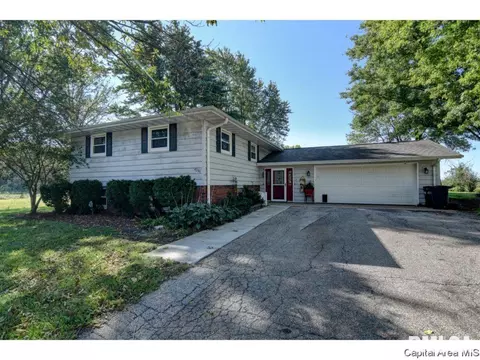 4056 Bissell Rd, Springfield, IL 62707 photo 1