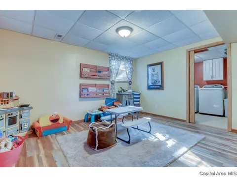 4056 Bissell Rd, Springfield, IL 62707 photo 23