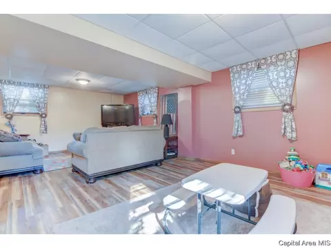4056 Bissell Rd, Springfield, IL 62707 photo 25