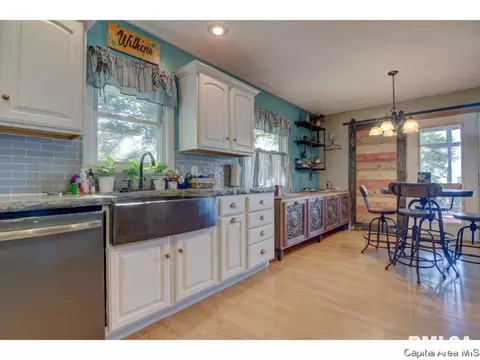 4056 Bissell Rd, Springfield, IL 62707 photo 8