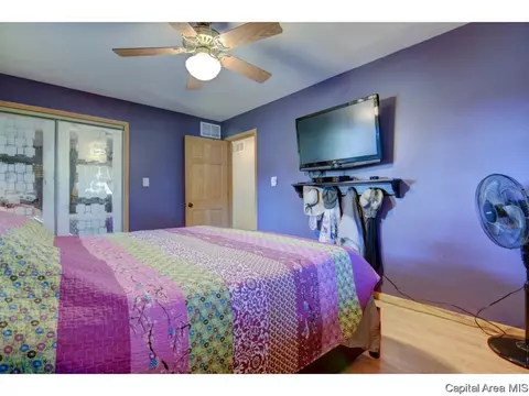 4056 Bissell Rd, Springfield, IL 62707 photo 15