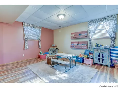 4056 Bissell Rd, Springfield, IL 62707 photo 22