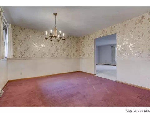2432 Manchester, Springfield, IL 62704 photo 7