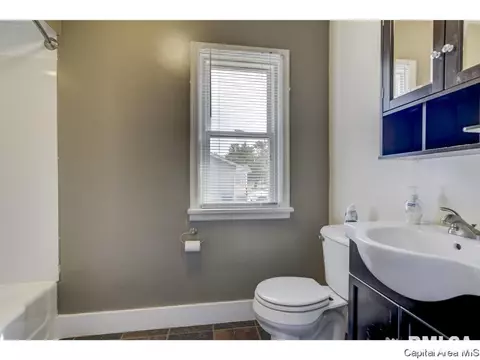2257 E Grandview Ave, Springfield, IL 62702 photo 23